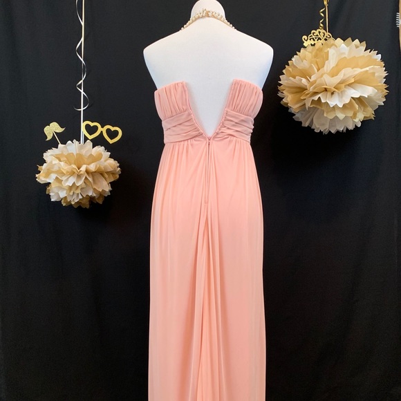 Formal dress - Picture 4 of 6